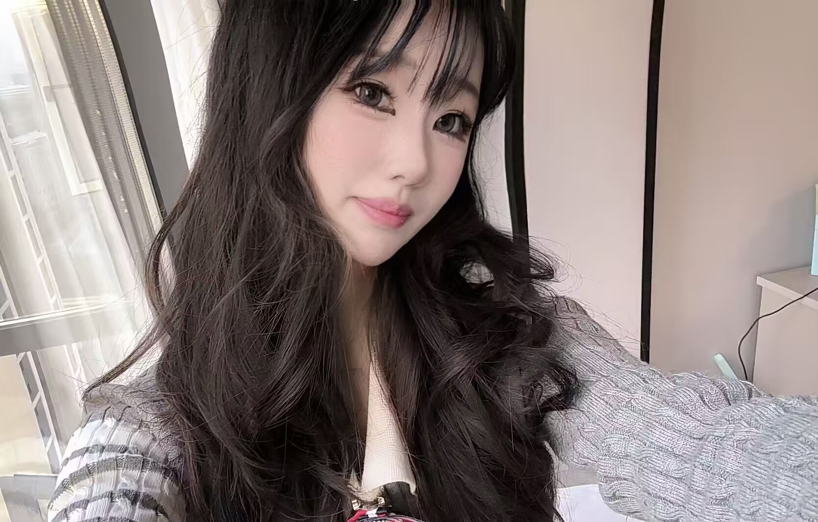 B529