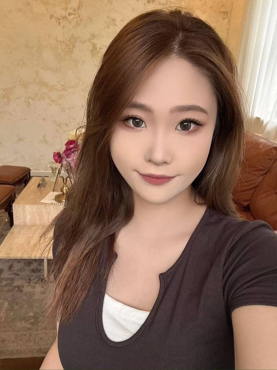 E033
