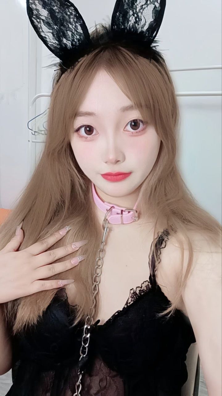E145