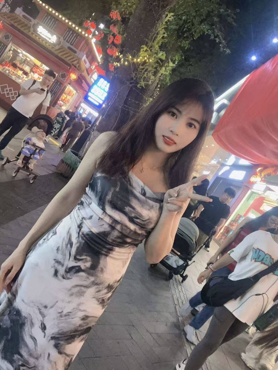 E221