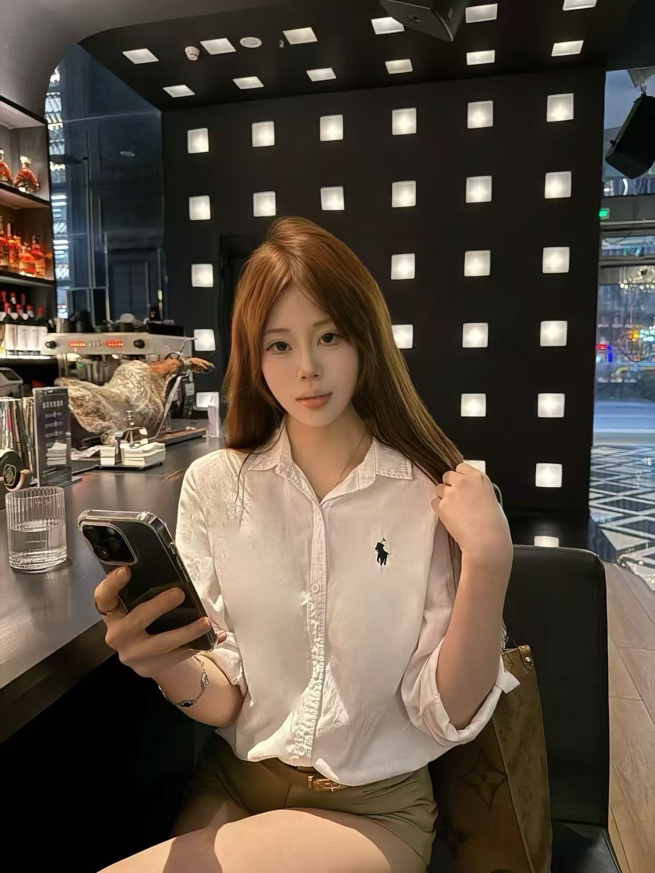 E463