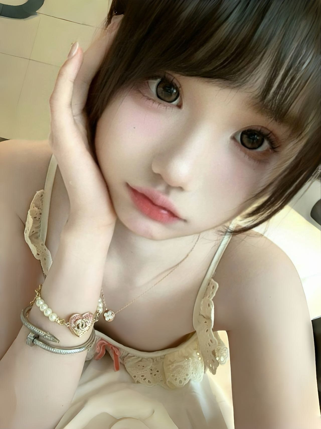 E587