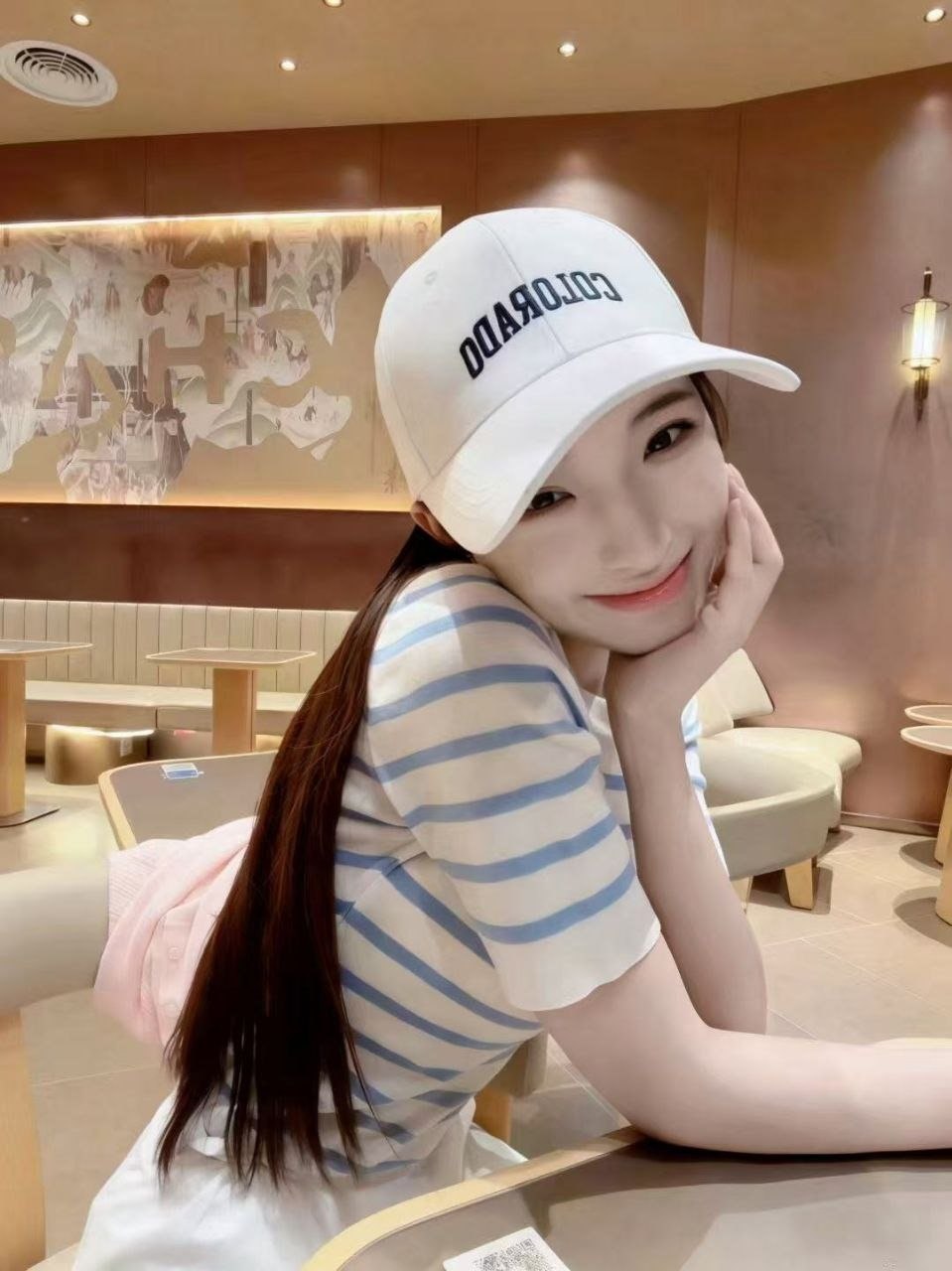 E875