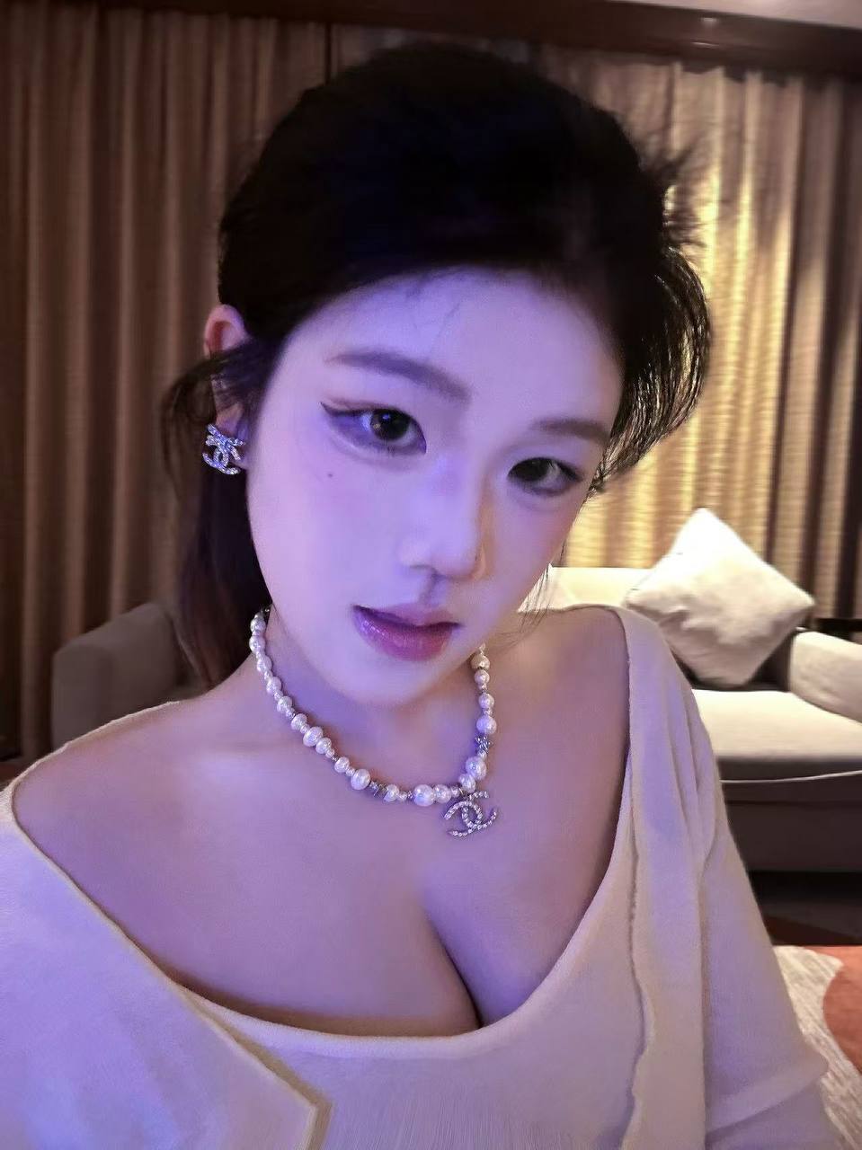 F247