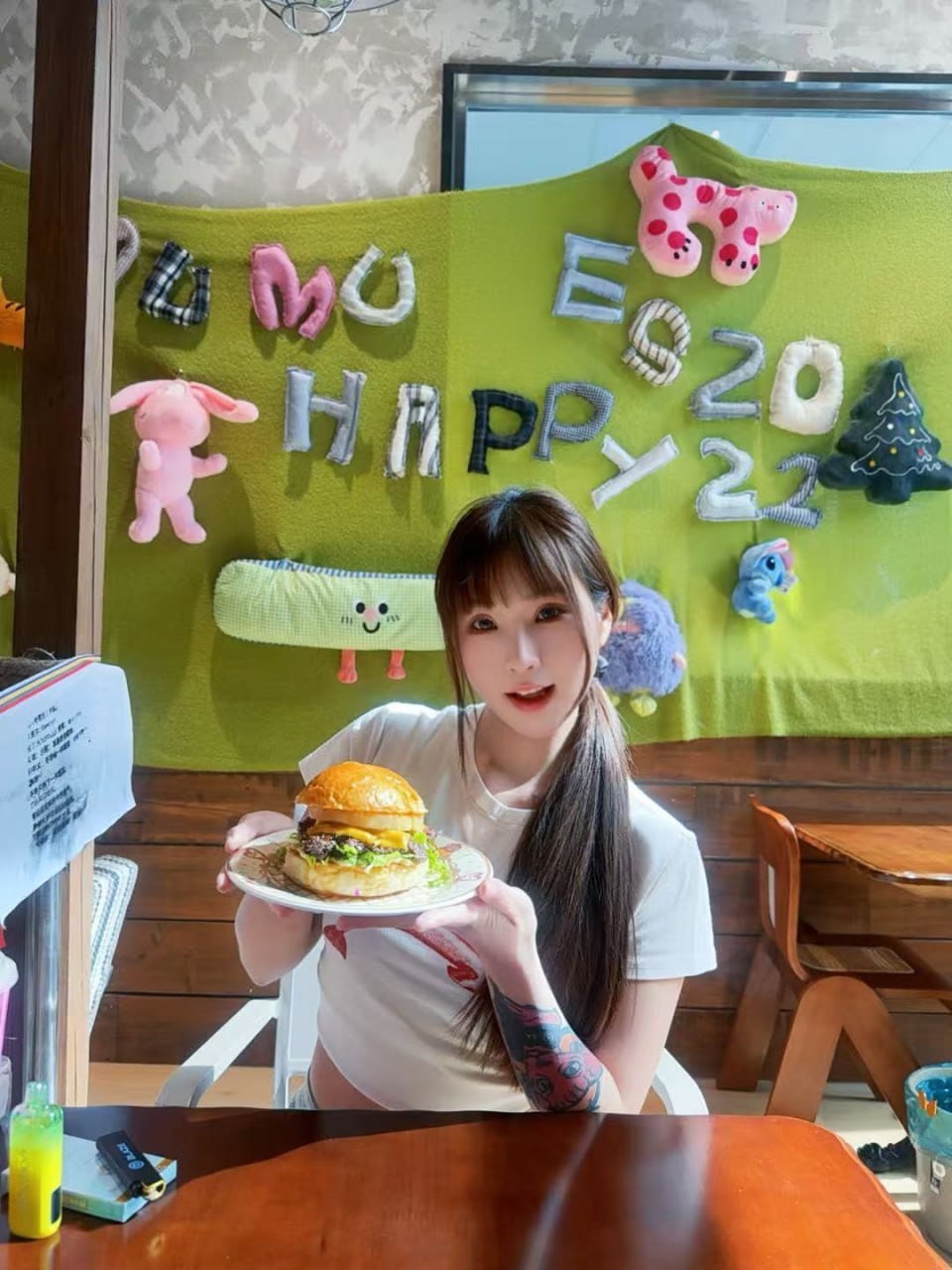 F621