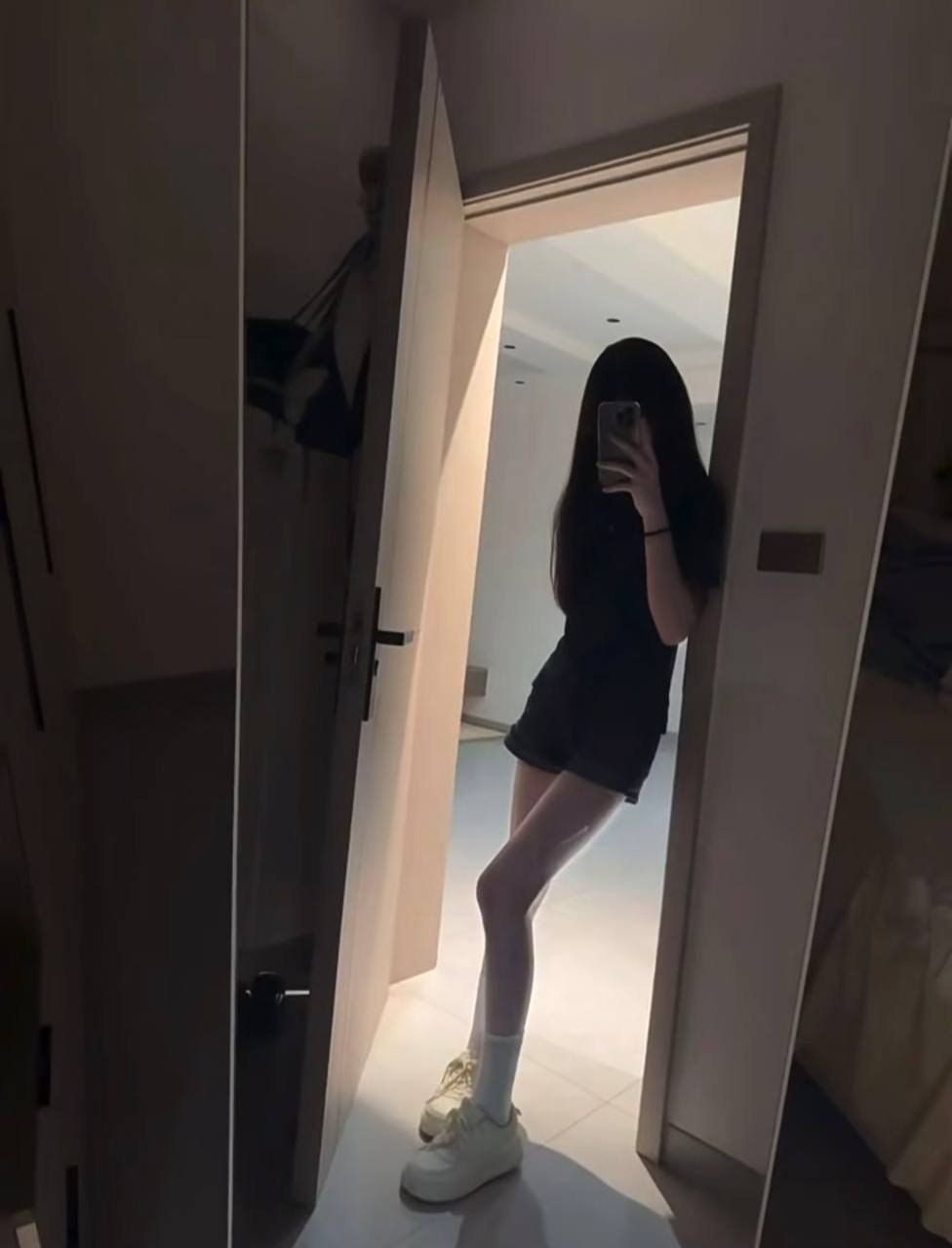 F859