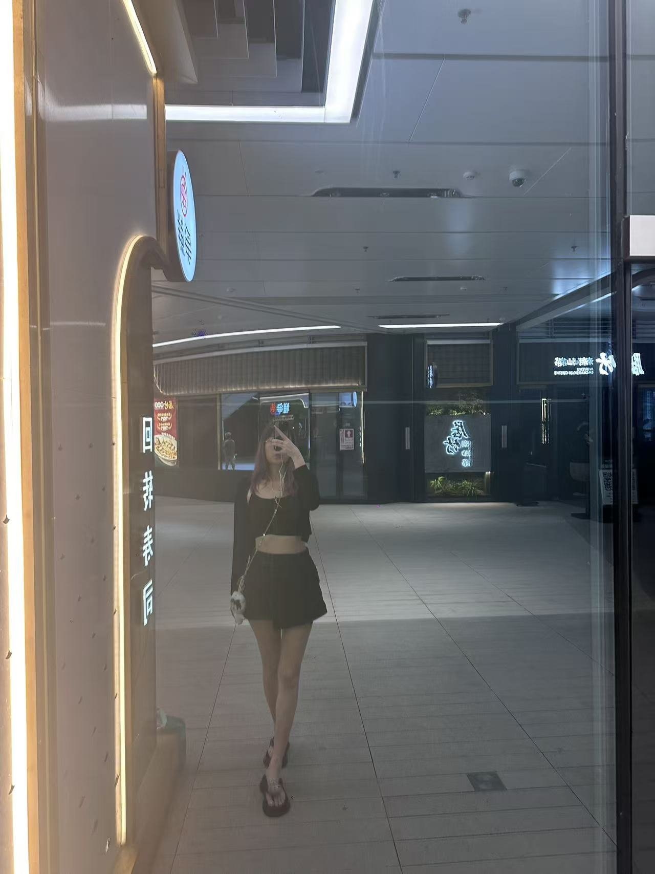 I443