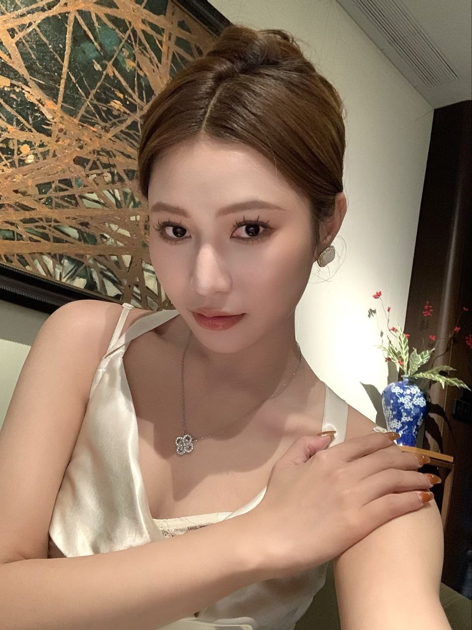 QI7708