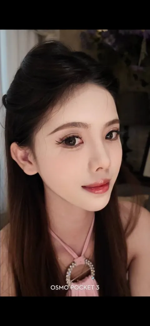 A718