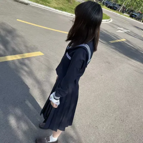 A735