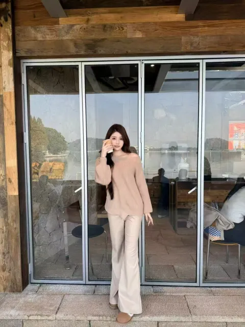 A813