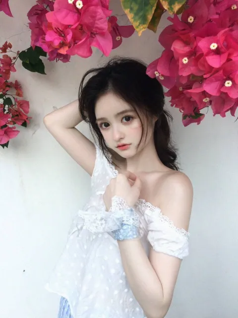 B002