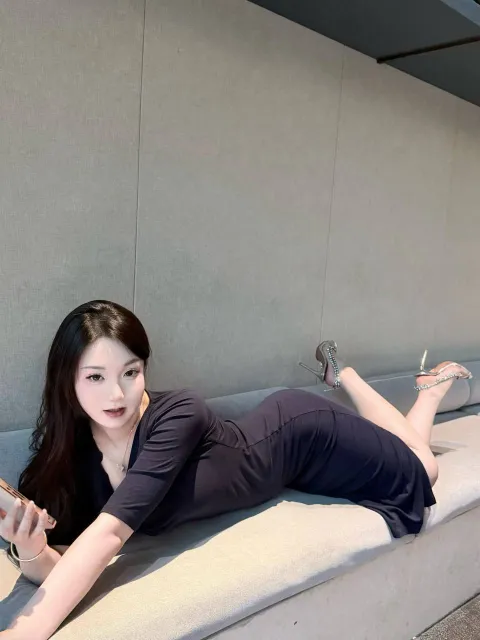 B056