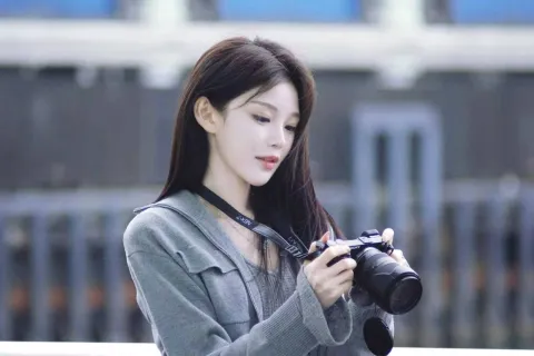 B354
