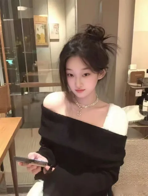 B369