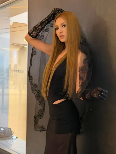 B524