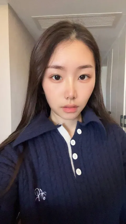 B583