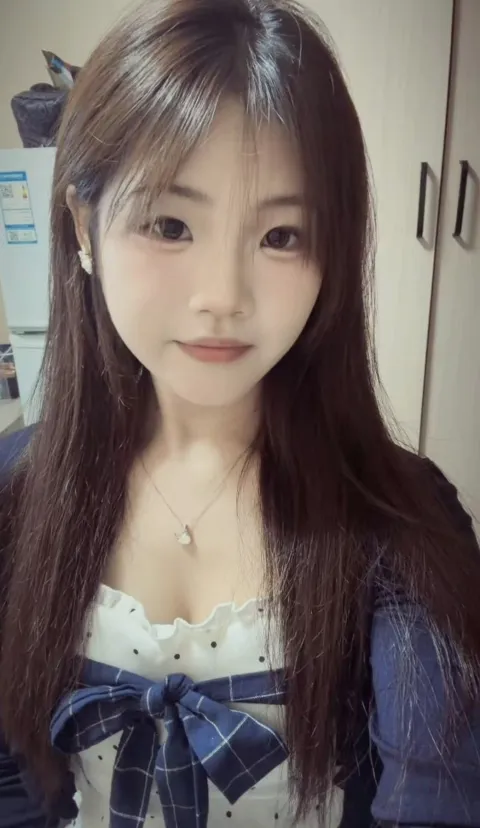 B633