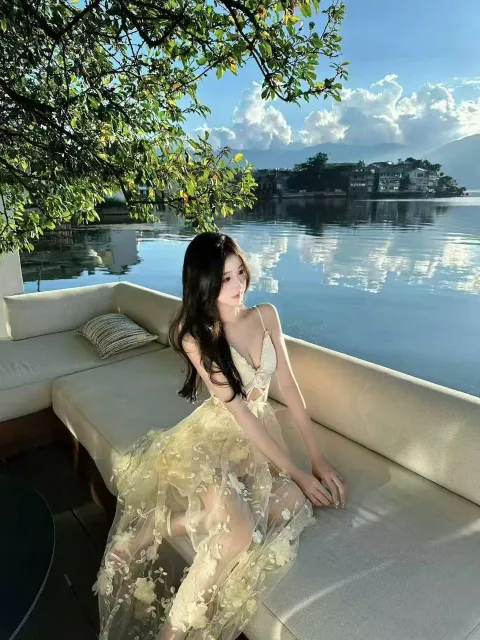 B698