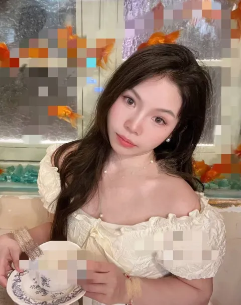 B802