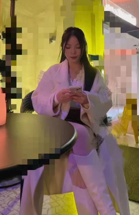 B802