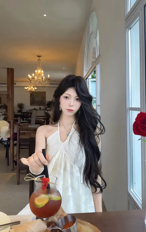 B817