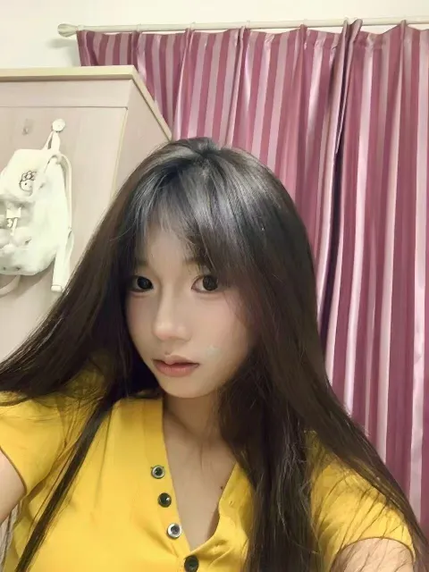 B823