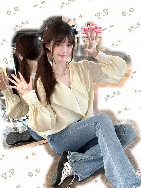 B933