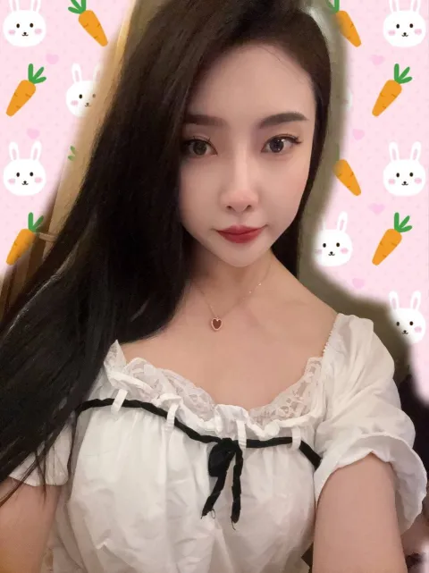 C001