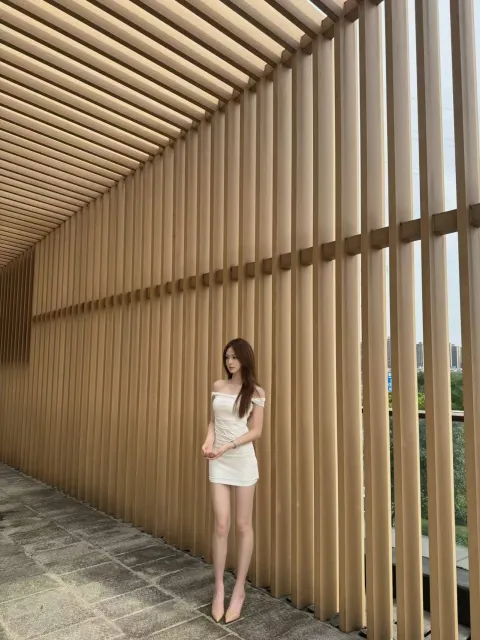 C002