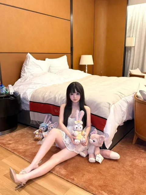 C329