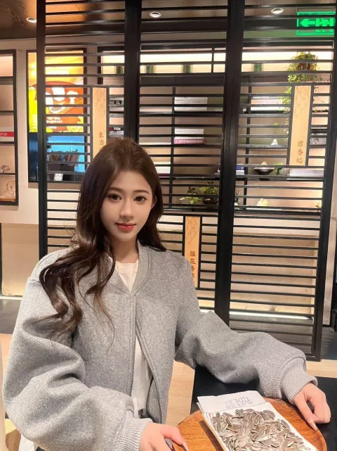 C374