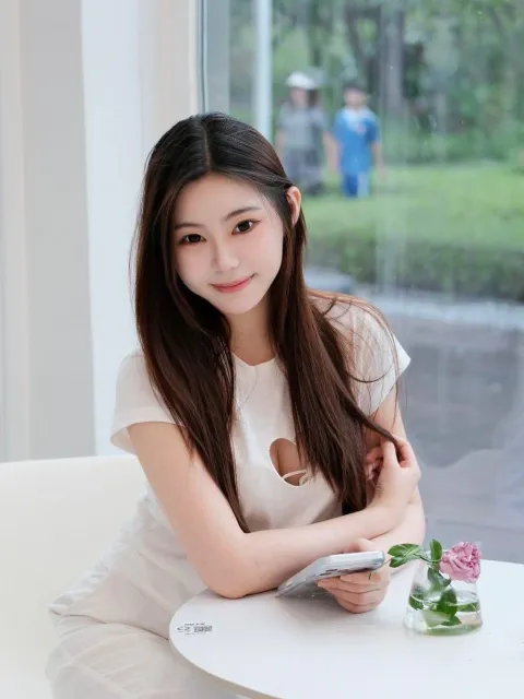 C633