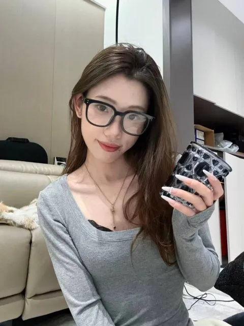 C742