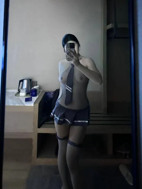 C782