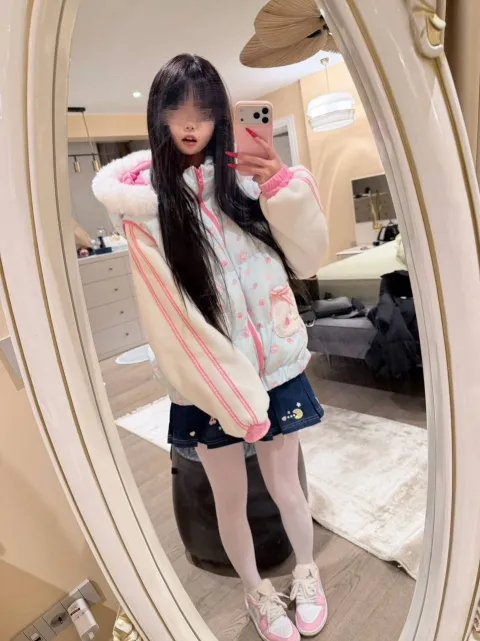 C784