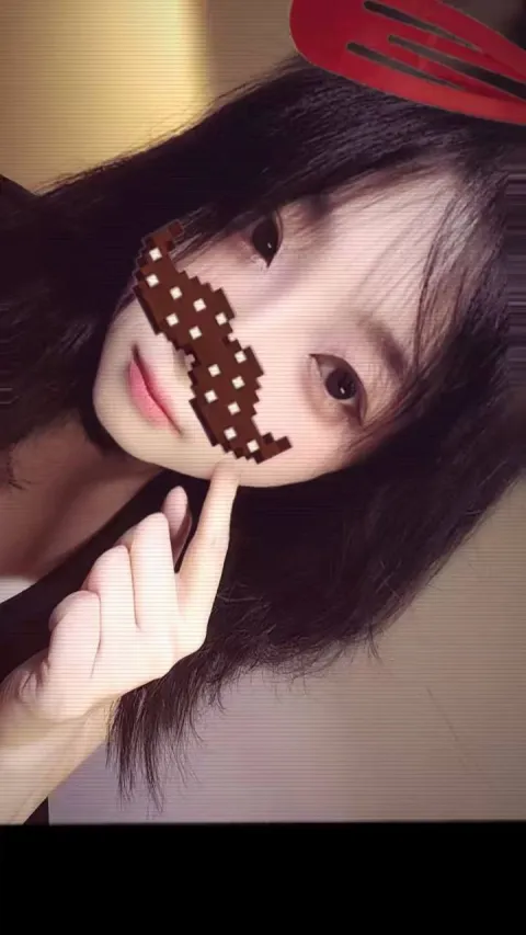 C833
