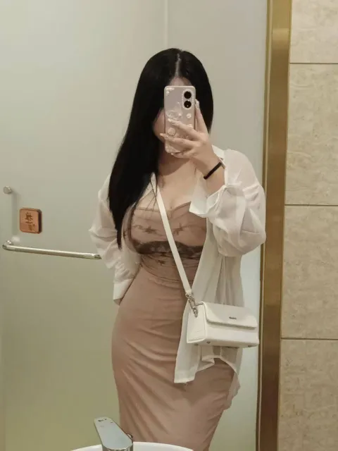 C899