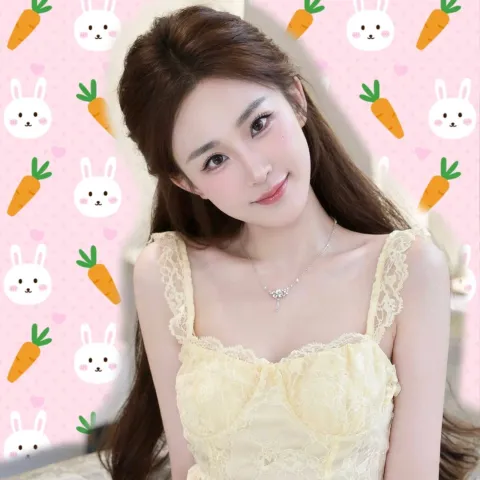 C923