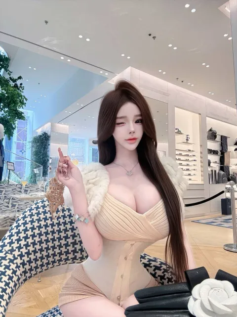 C932