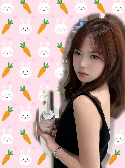 C933