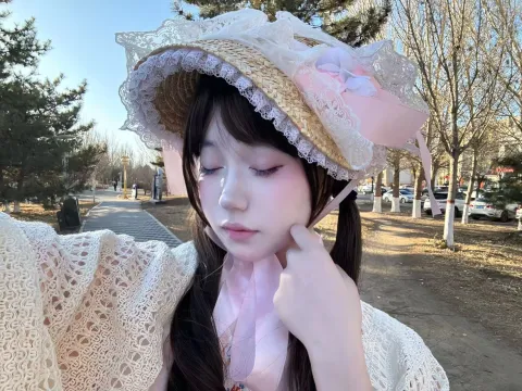 C935