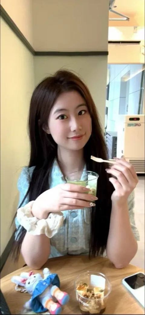 D415