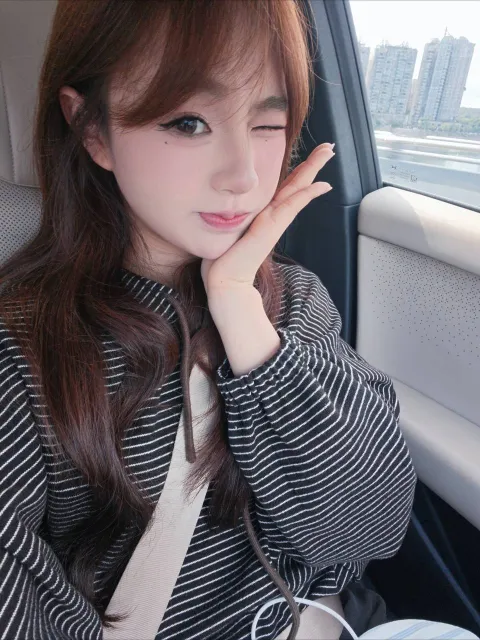 D432