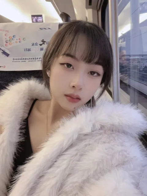 D442