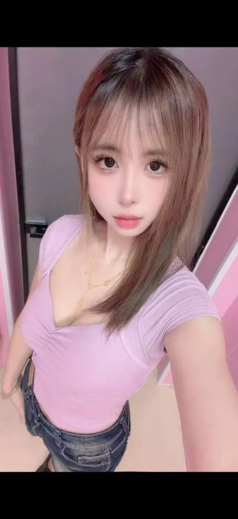 D478
