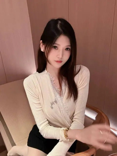 D492
