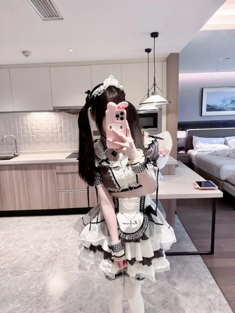 D552