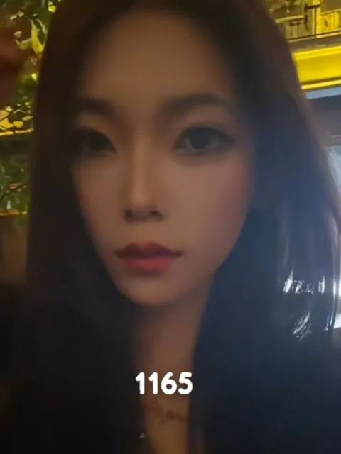 D696