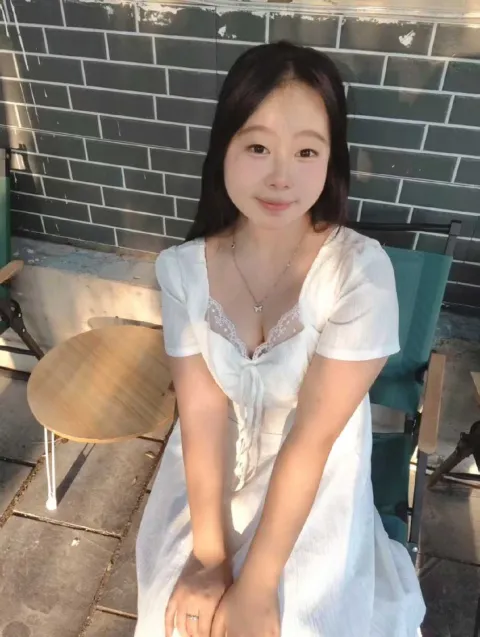 D712